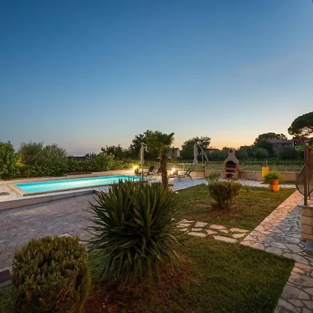 Bali Villa Kastelir