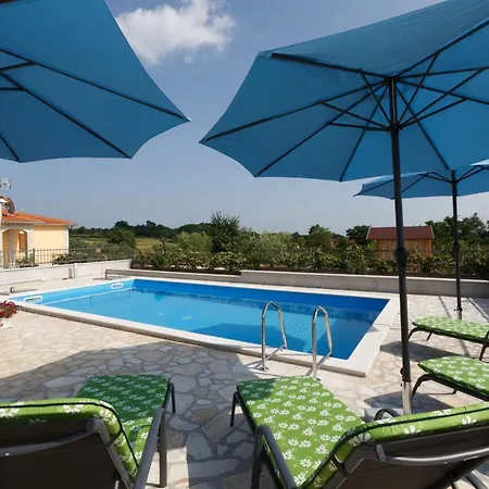Βίλα Bali Kaštelir